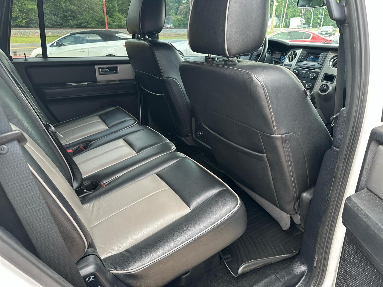 Ford Expedition XLT 2WD 2017