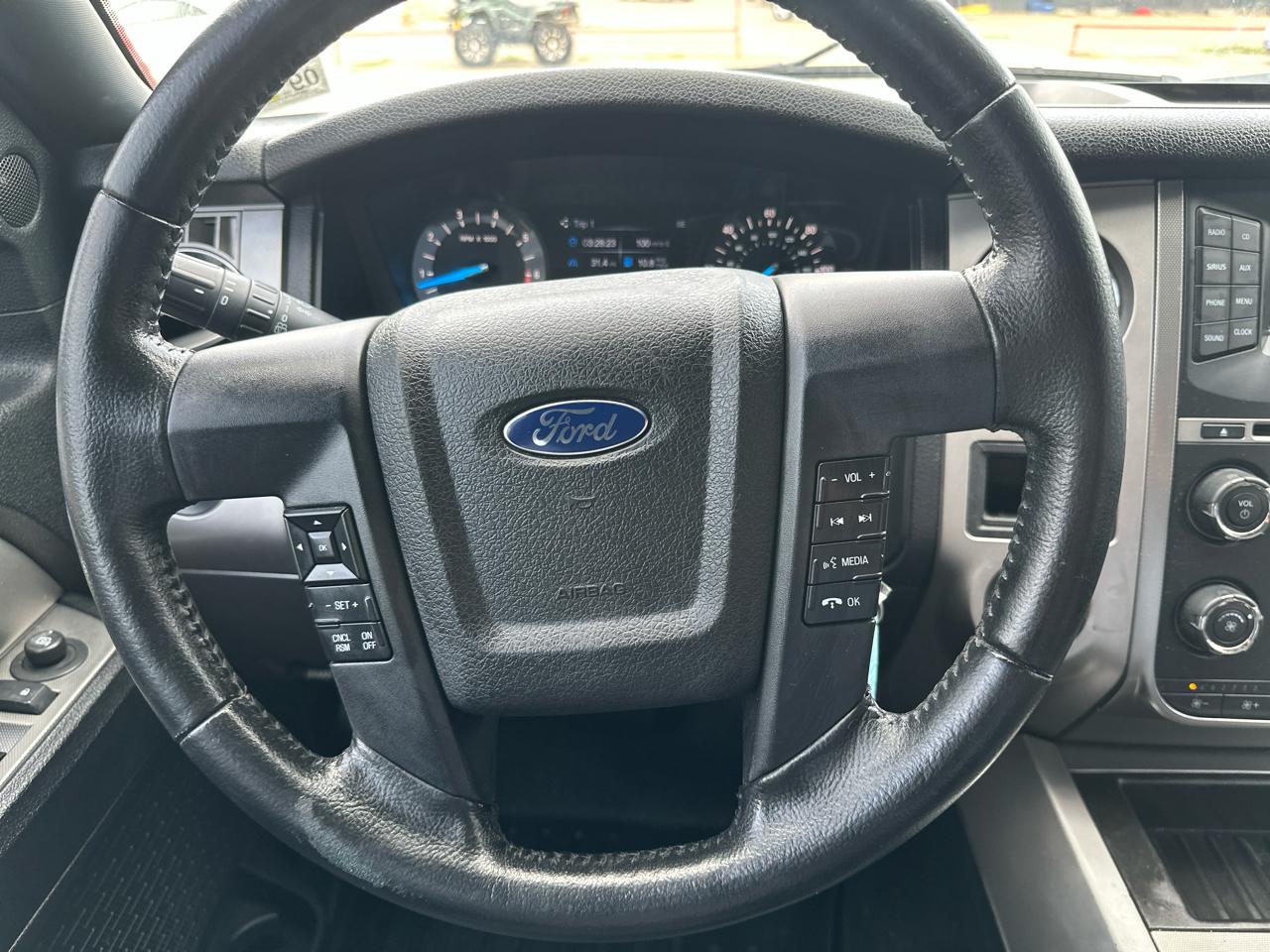 Ford Expedition XLT 2WD 2017