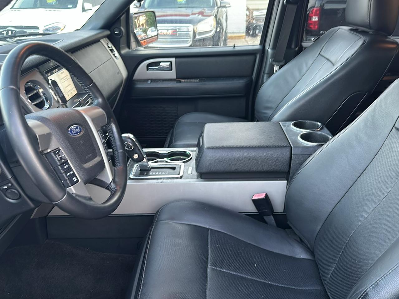 Ford Expedition Limited 2WD 2017