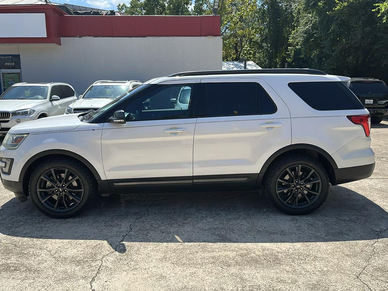 Ford Explorer XLT FWD 2017