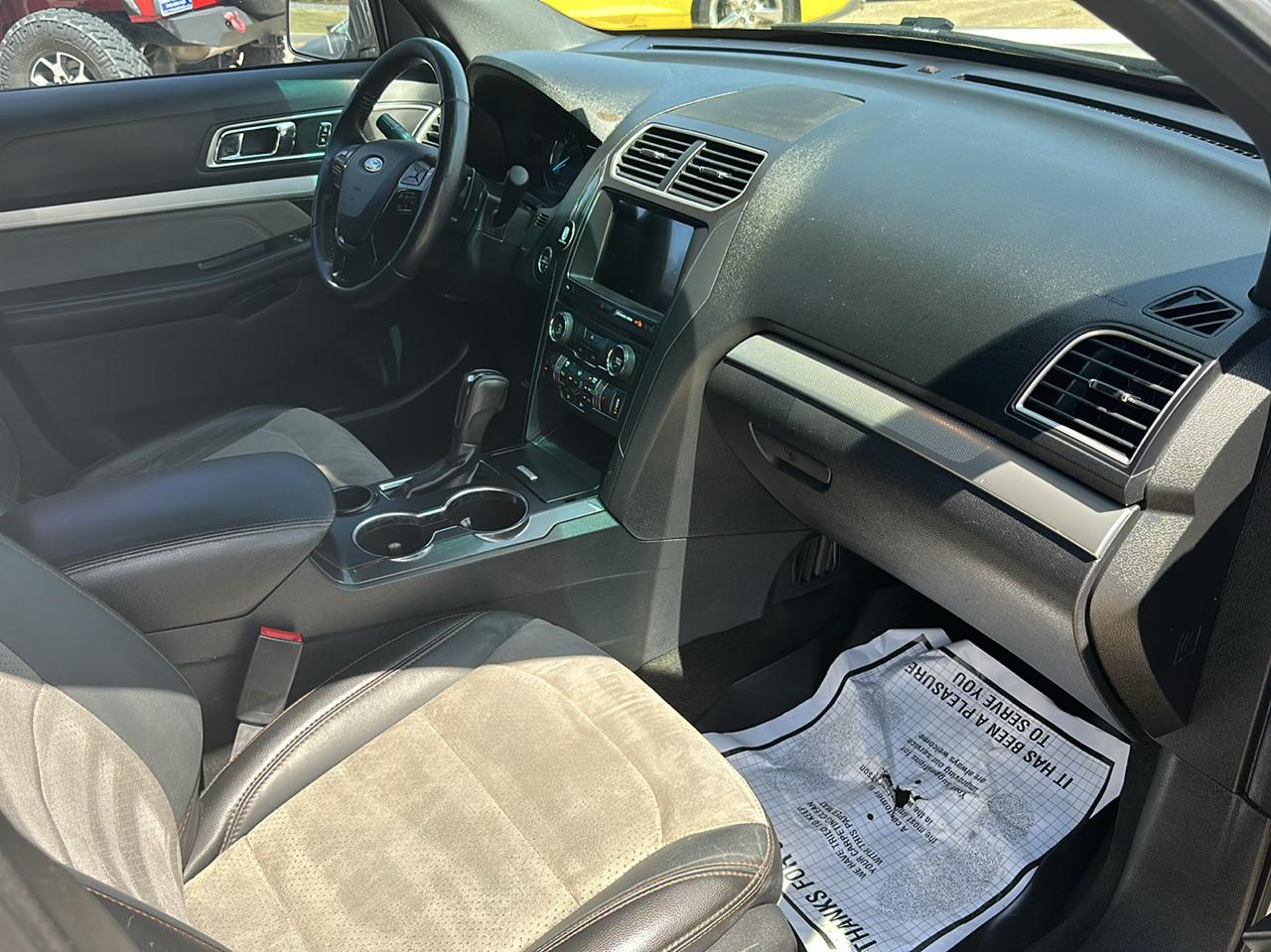Ford Explorer XLT FWD 2017
