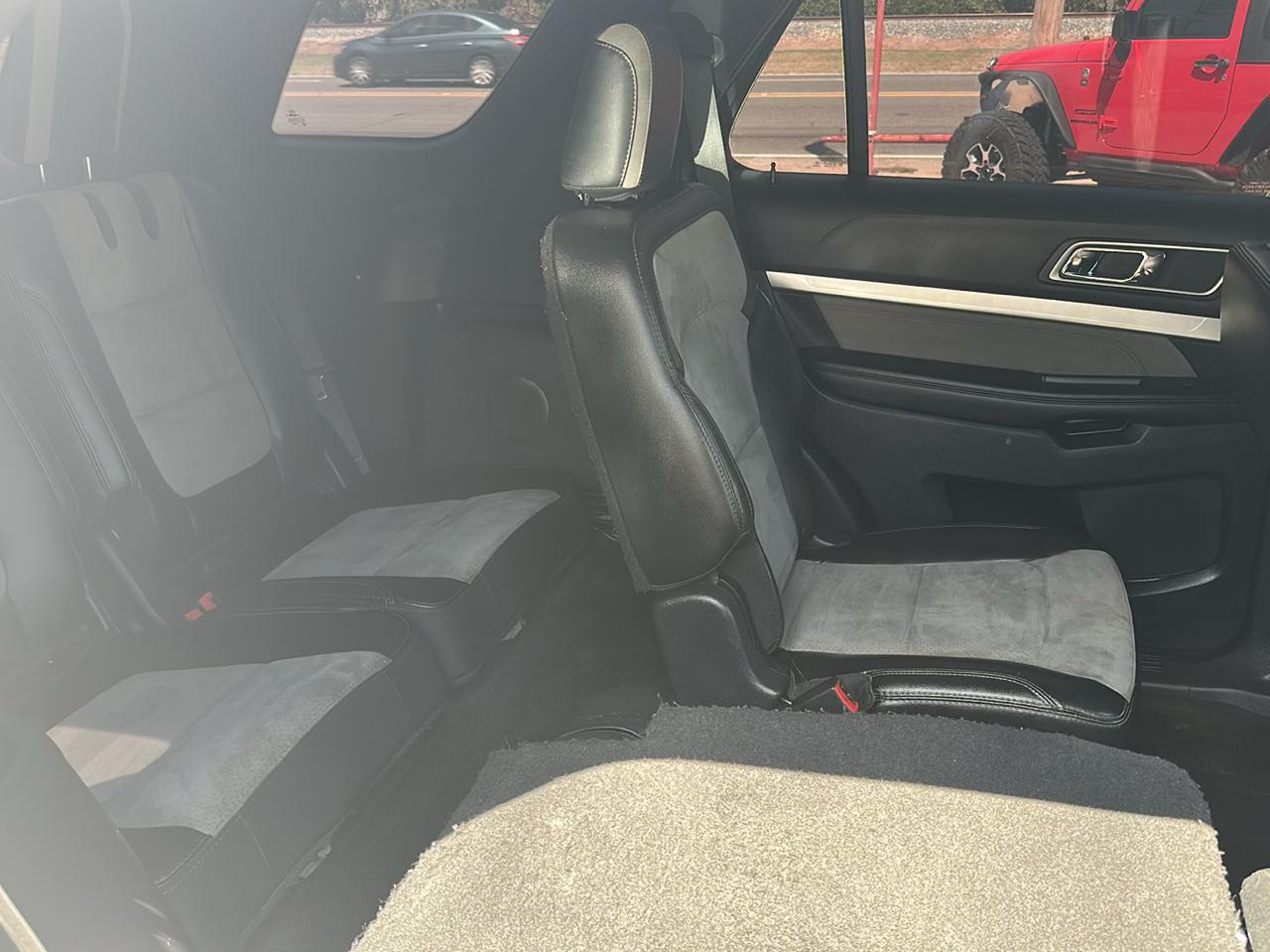 Ford Explorer XLT FWD 2017