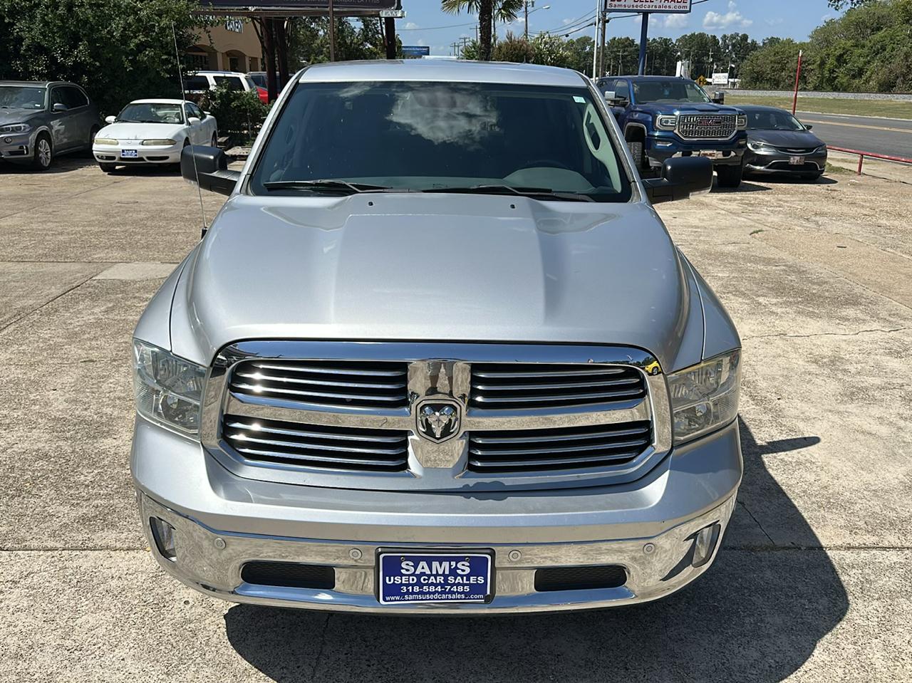 RAM 1500 SLT Crew Cab SWB 2WD 2016