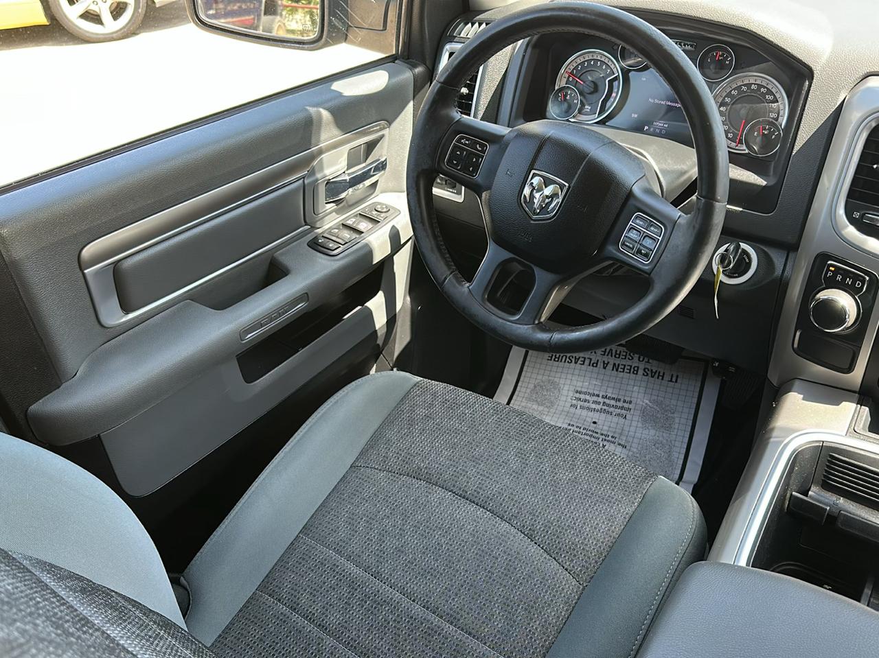 RAM 1500 SLT Crew Cab SWB 2WD 2016