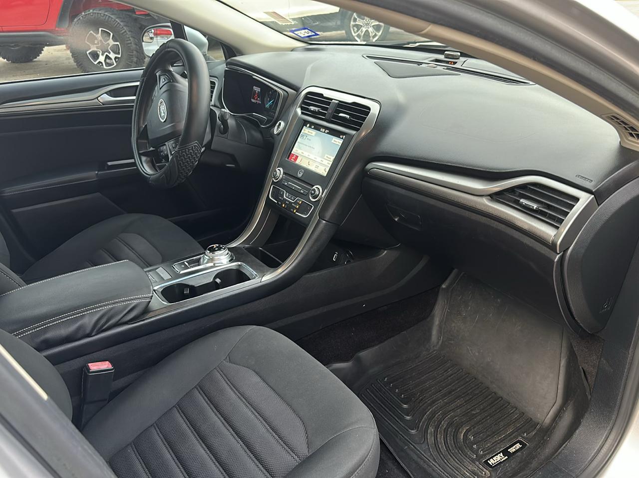 Ford Fusion SE 2017