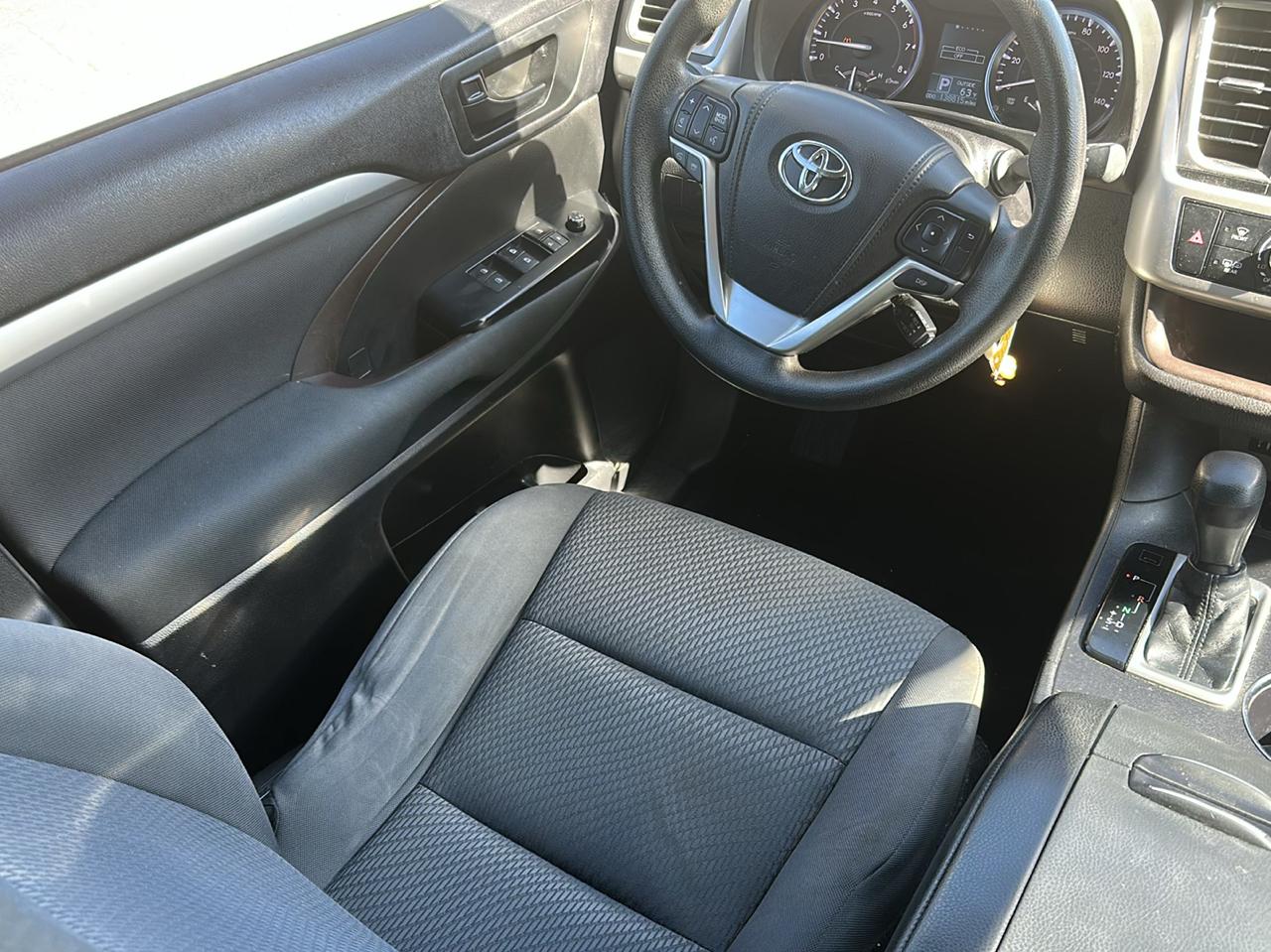 Toyota Highlander LE FWD I4 2014