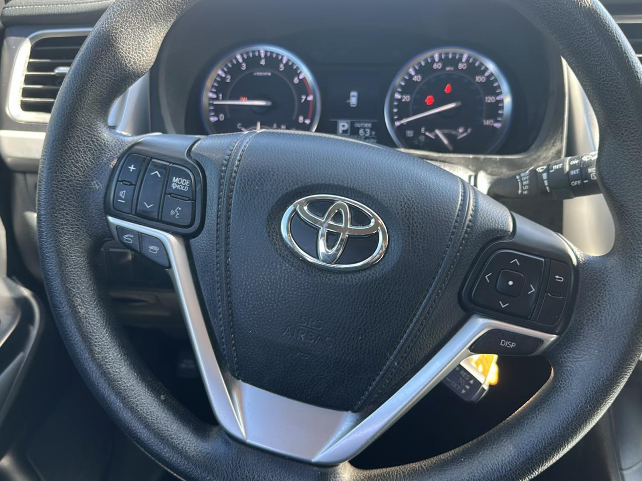 Toyota Highlander LE FWD I4 2014