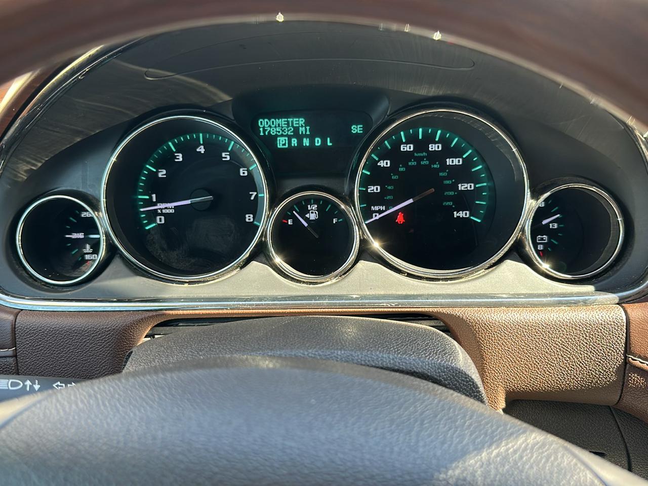 Buick Enclave Premium FWD 2013