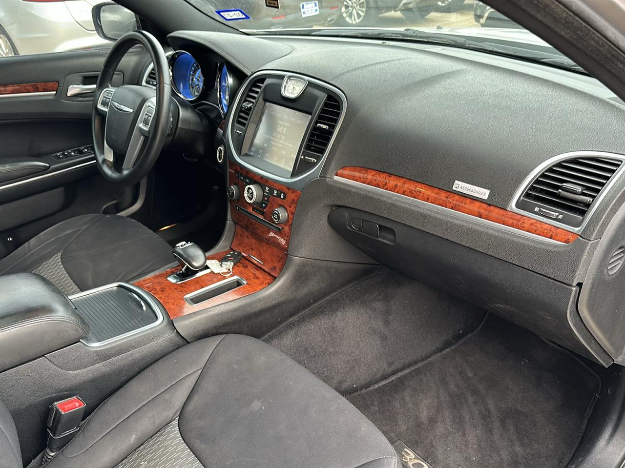 Chrysler 300 RWD 2014