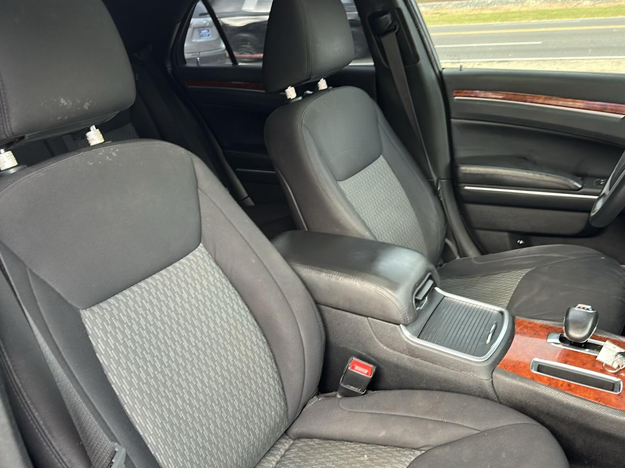 Chrysler 300 RWD 2014