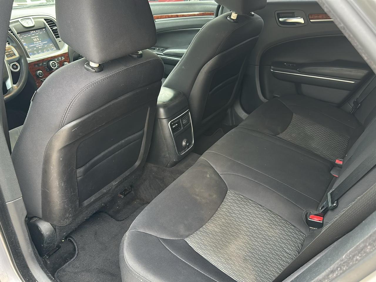 Chrysler 300 RWD 2014