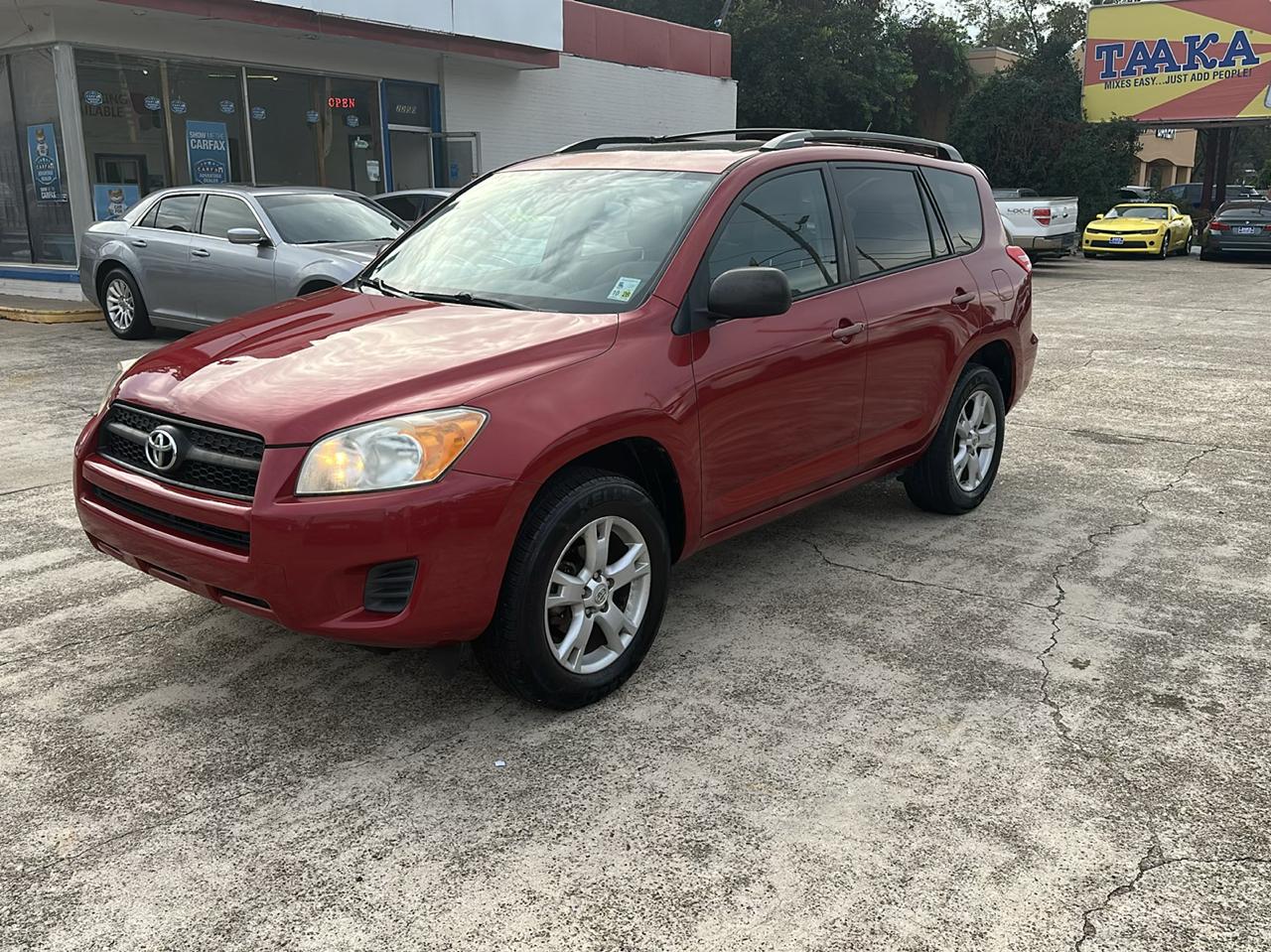 Toyota RAV4 Base I4 2WD 2012