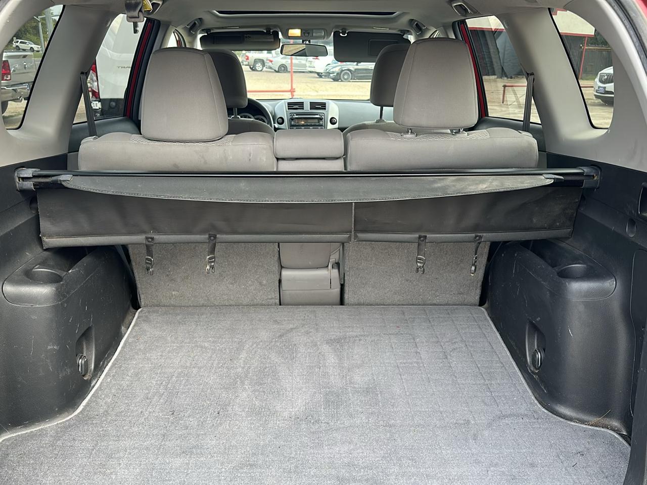Toyota RAV4 Base I4 2WD 2012