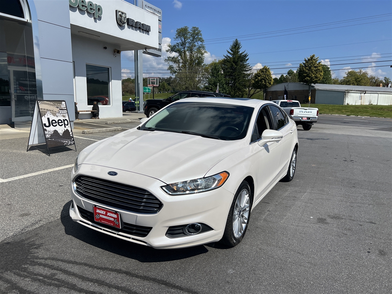 2016 Ford Fusion SE photo 5