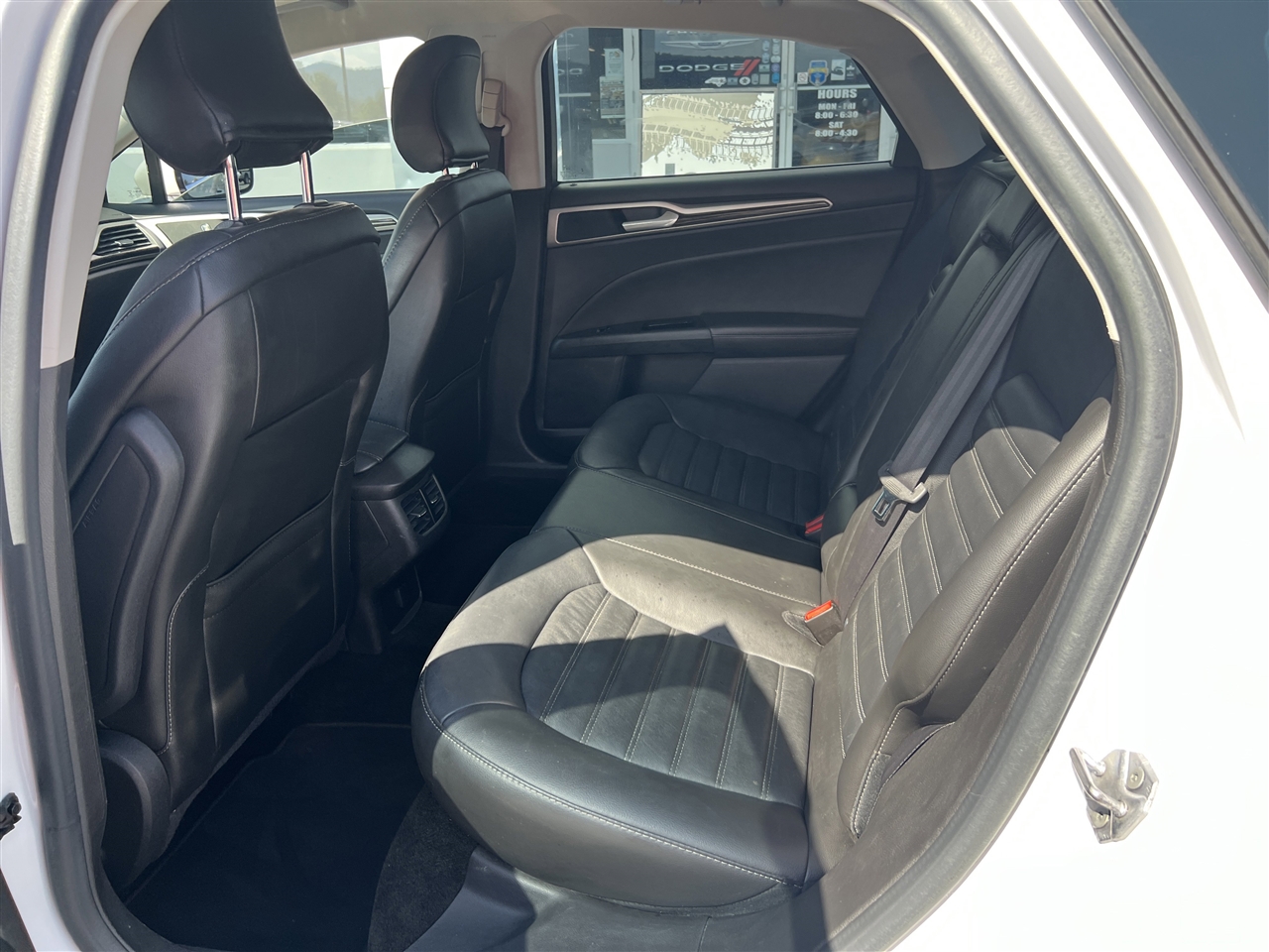 2016 Ford Fusion SE photo 8
