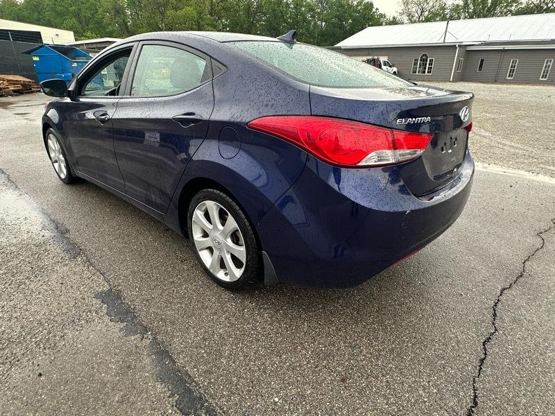 Hyundai Elantra Limited 2012