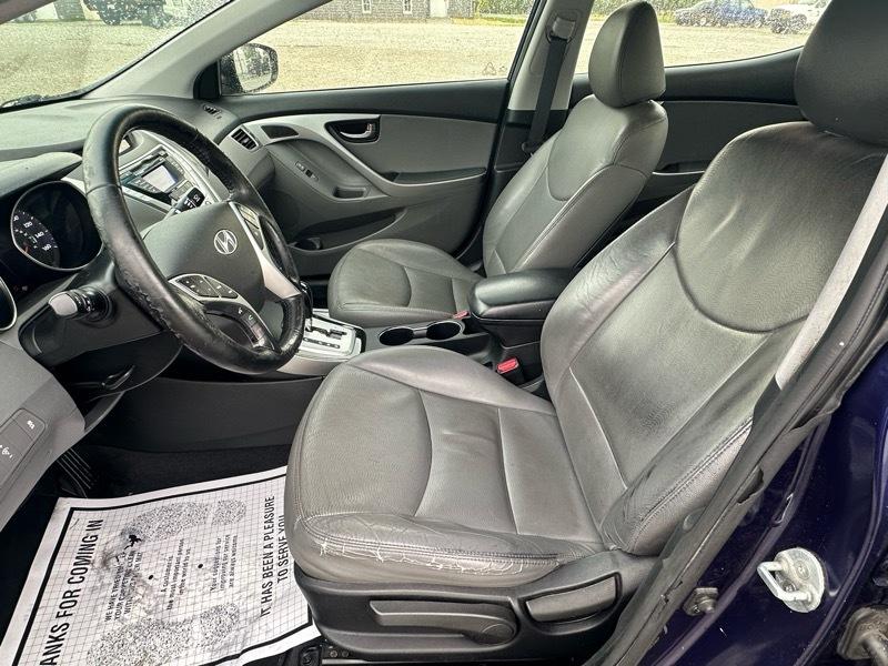 Hyundai Elantra Limited 2012