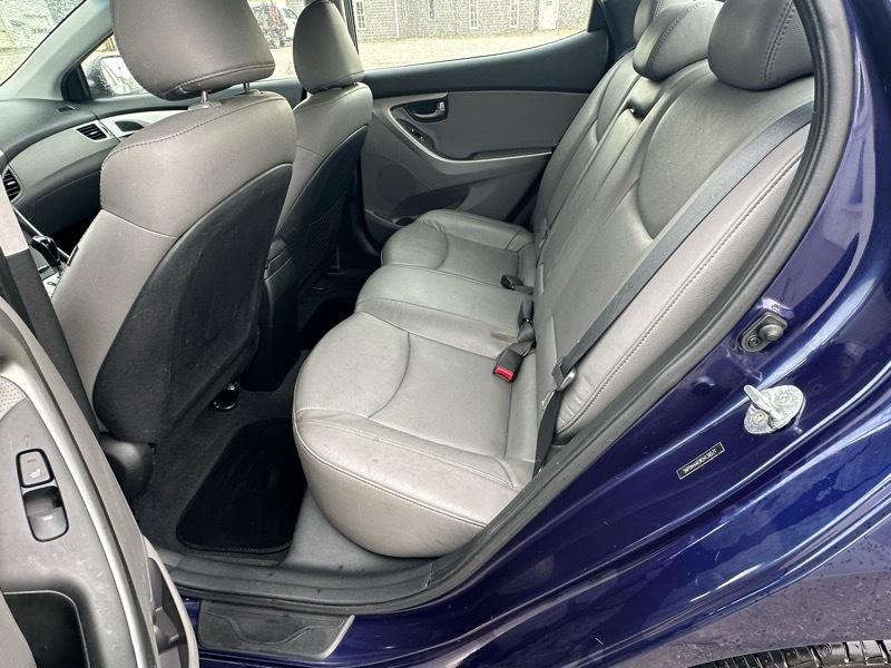 Hyundai Elantra Limited 2012