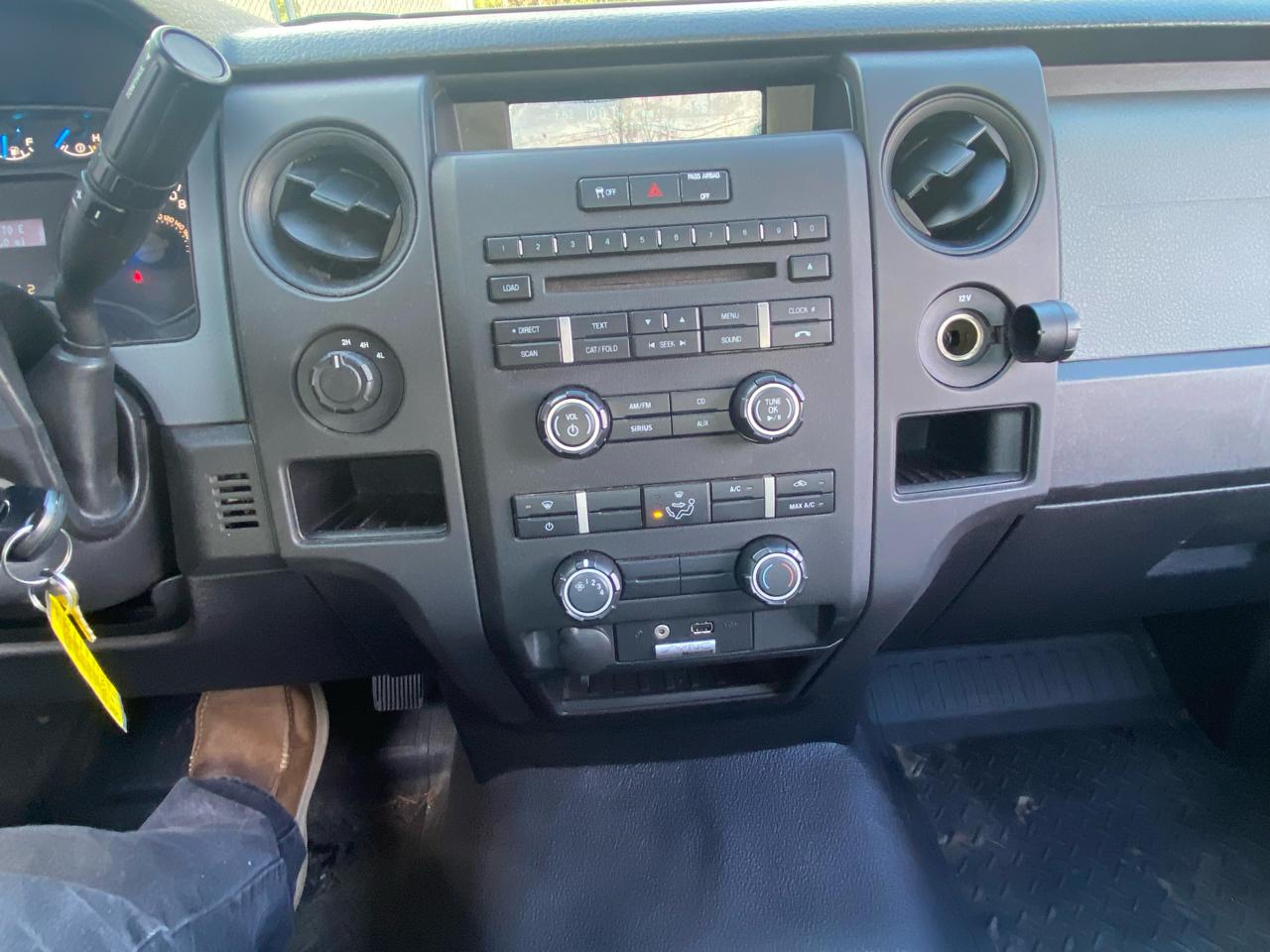 Ford F-150 XL 6.5-ft. Bed 4WD 2013