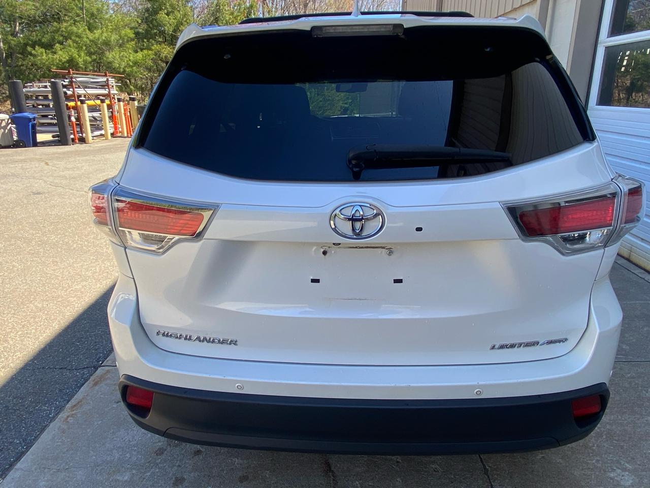 Toyota Highlander Limited AWD V6 2015