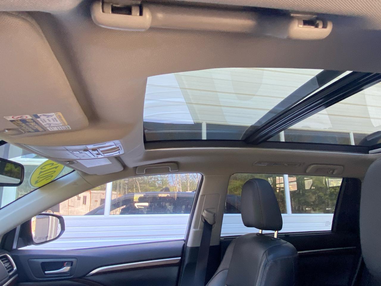 Toyota Highlander Limited AWD V6 2015