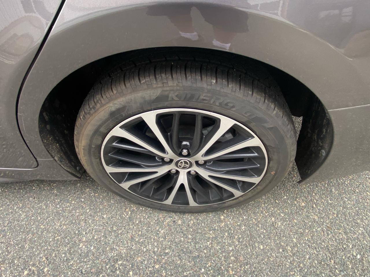 Toyota Camry SE 2020