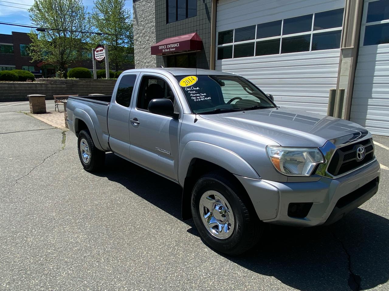 Toyota Tacoma Access Cab I4 5MT 4WD 2014