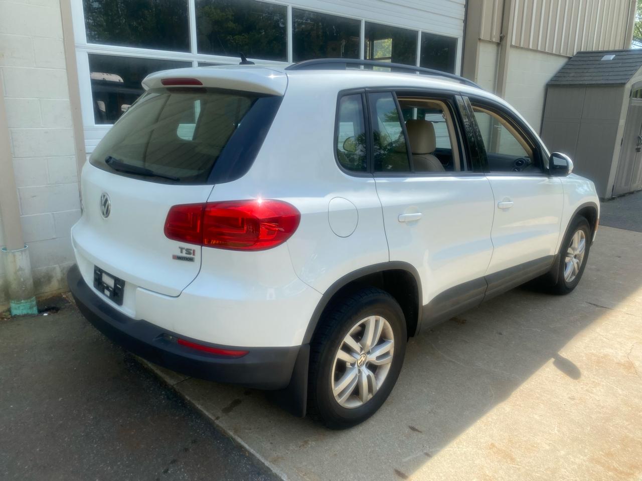 Volkswagen Tiguan SE 4Motion 2016