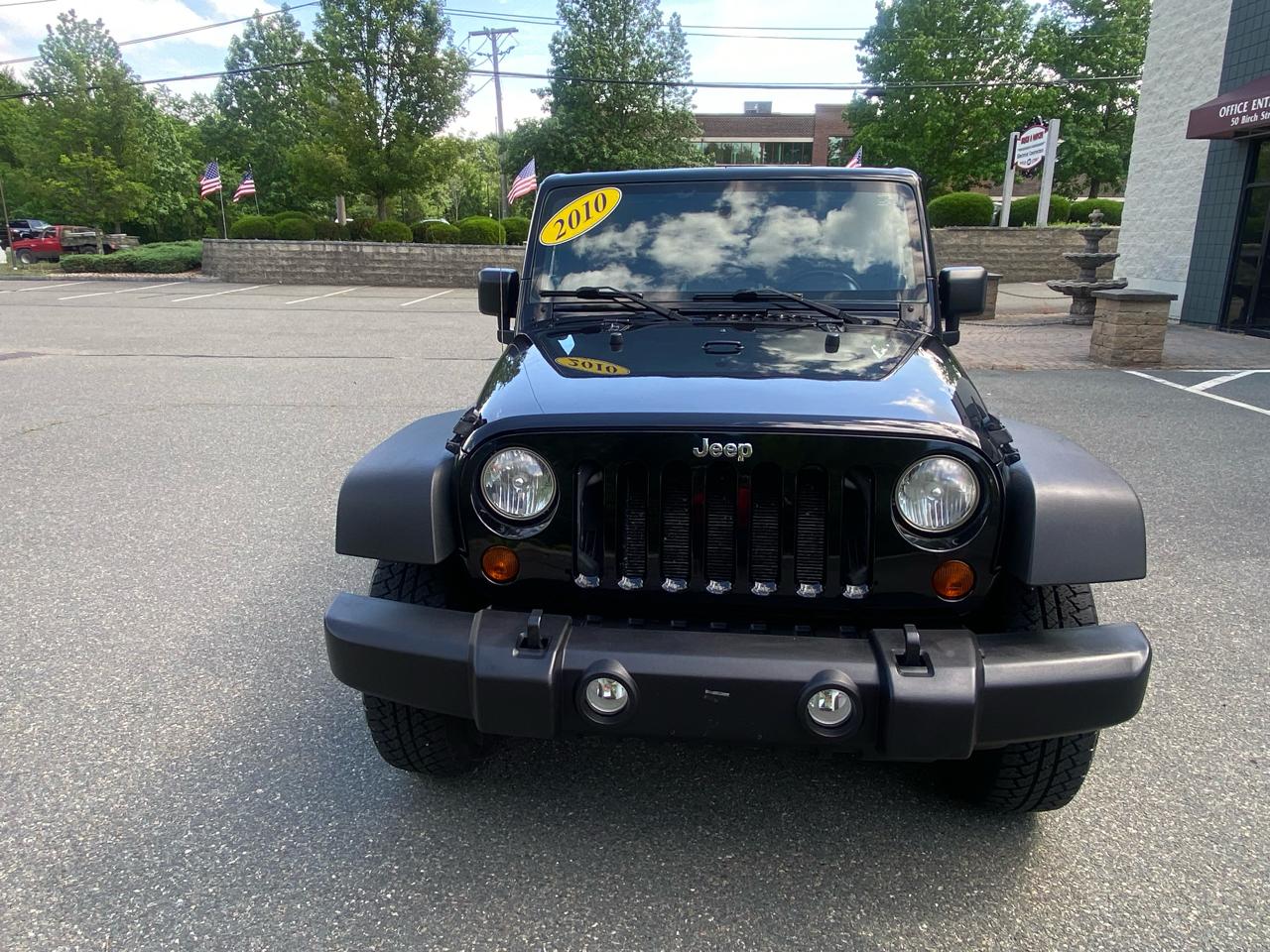 Jeep Wrangler Unlimited Sport 4WD 2010