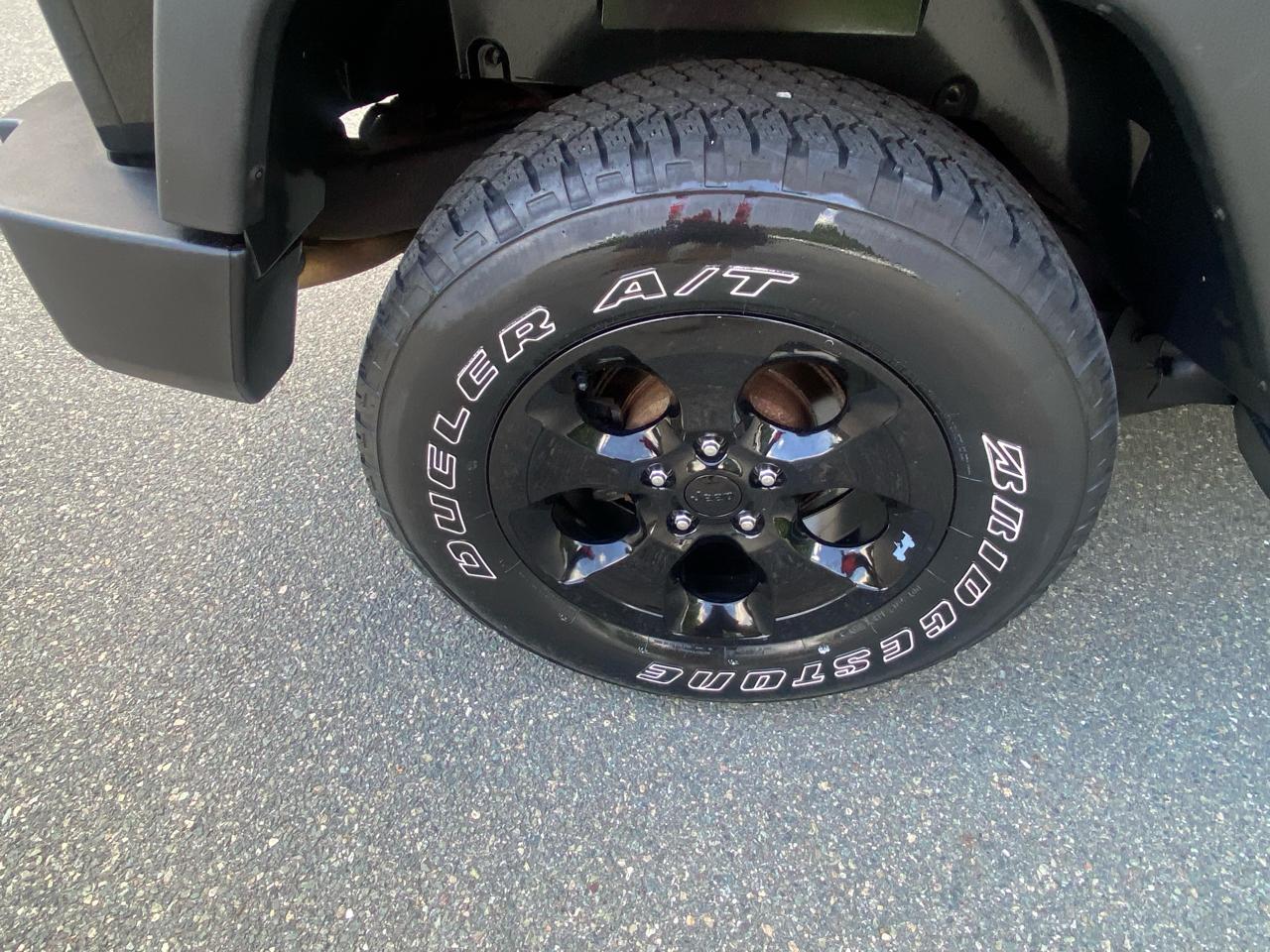 Jeep Wrangler Unlimited Sport 4WD 2010