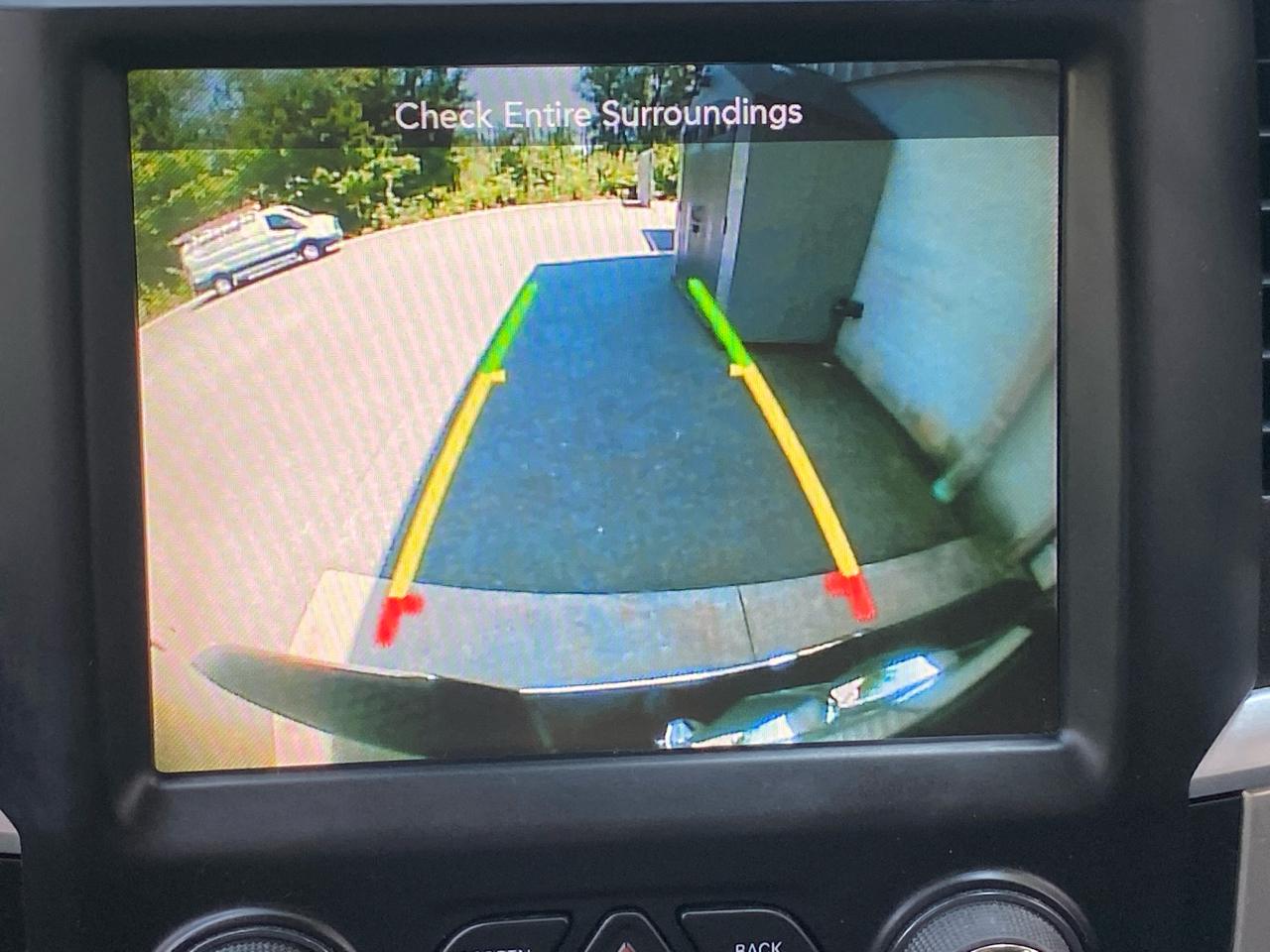 RAM 1500 SLT Quad Cab 4WD 2017