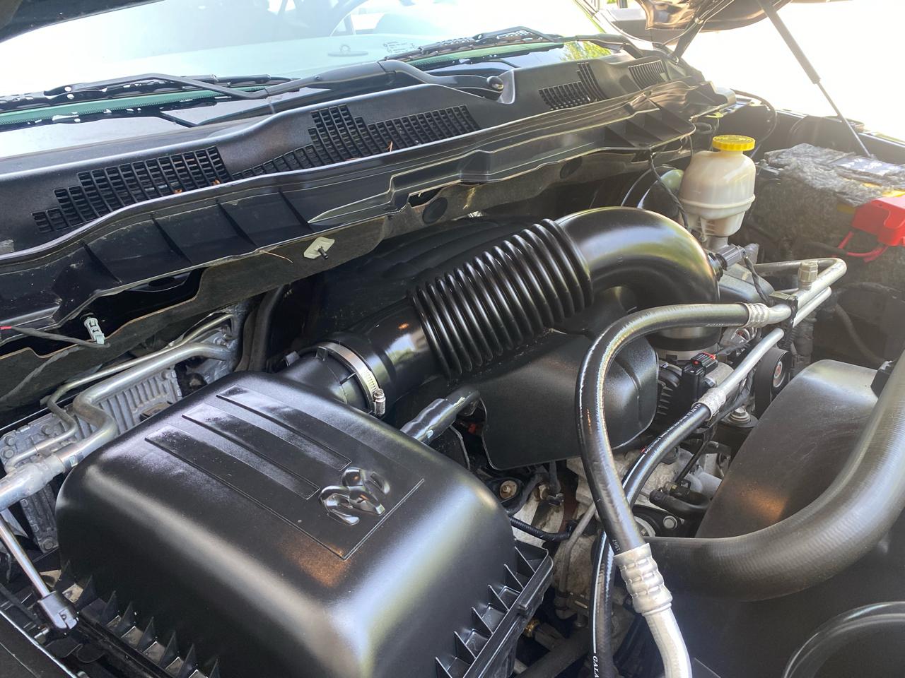 RAM 1500 SLT Quad Cab 4WD 2017