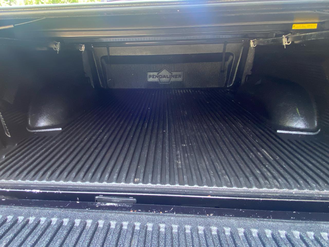 RAM 1500 SLT Quad Cab 4WD 2017