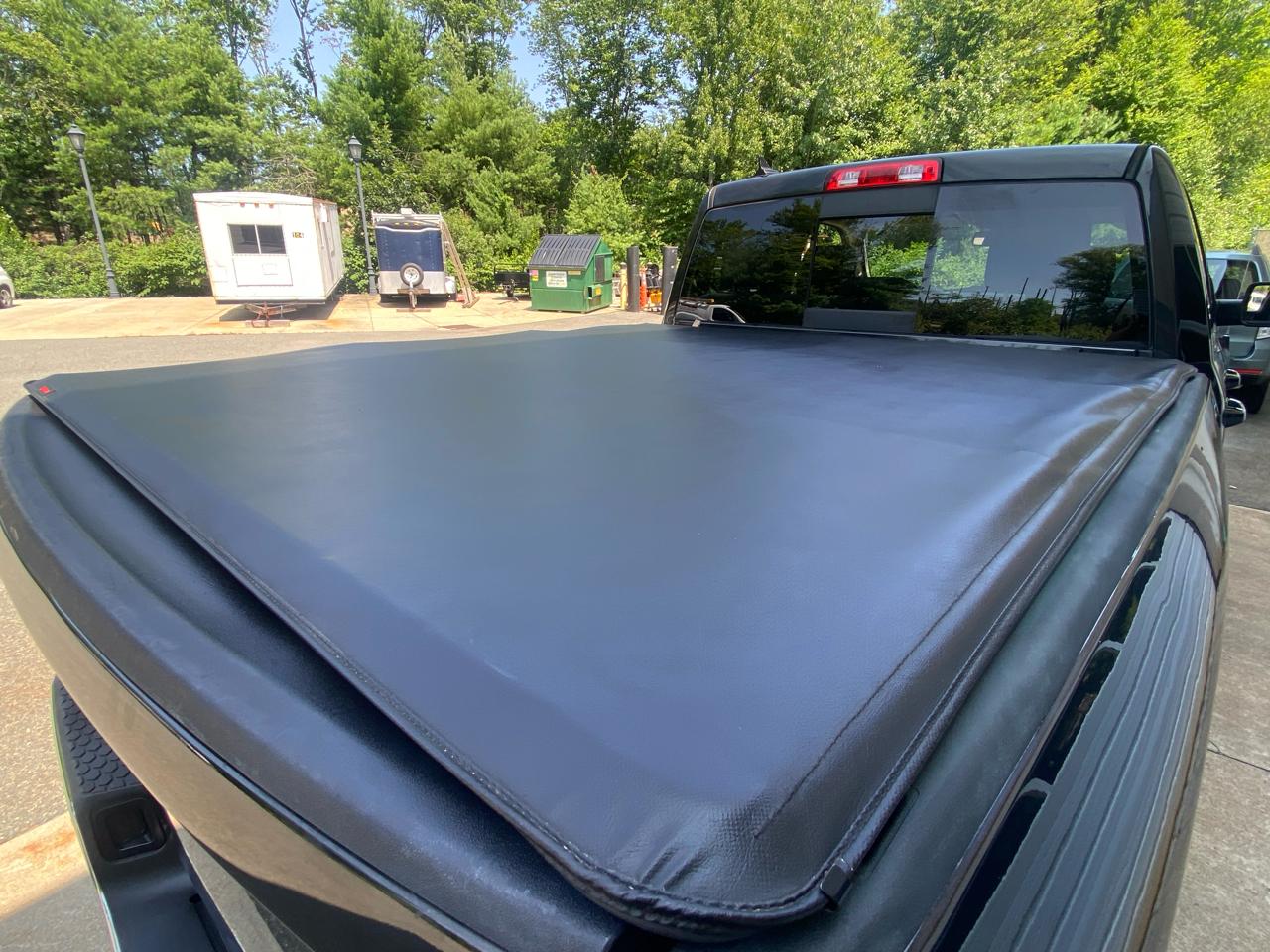RAM 1500 SLT Quad Cab 4WD 2017