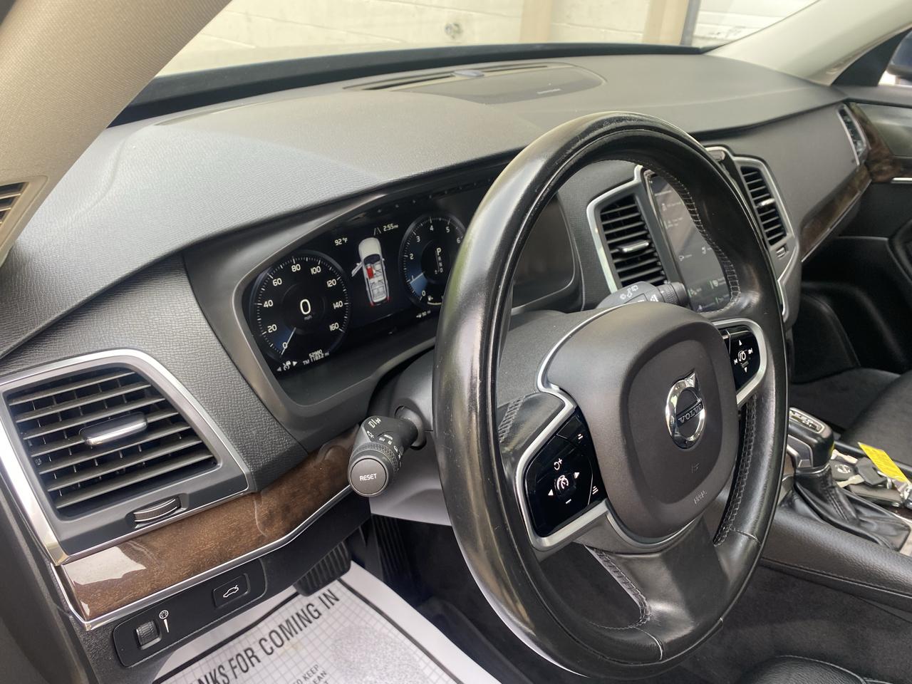 Volvo XC90 T5 Momentum 2019