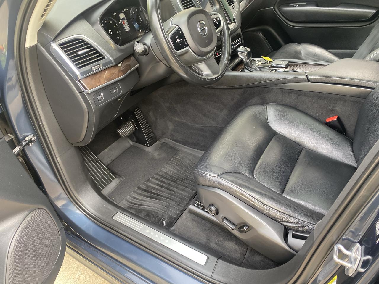Volvo XC90 T5 Momentum 2019
