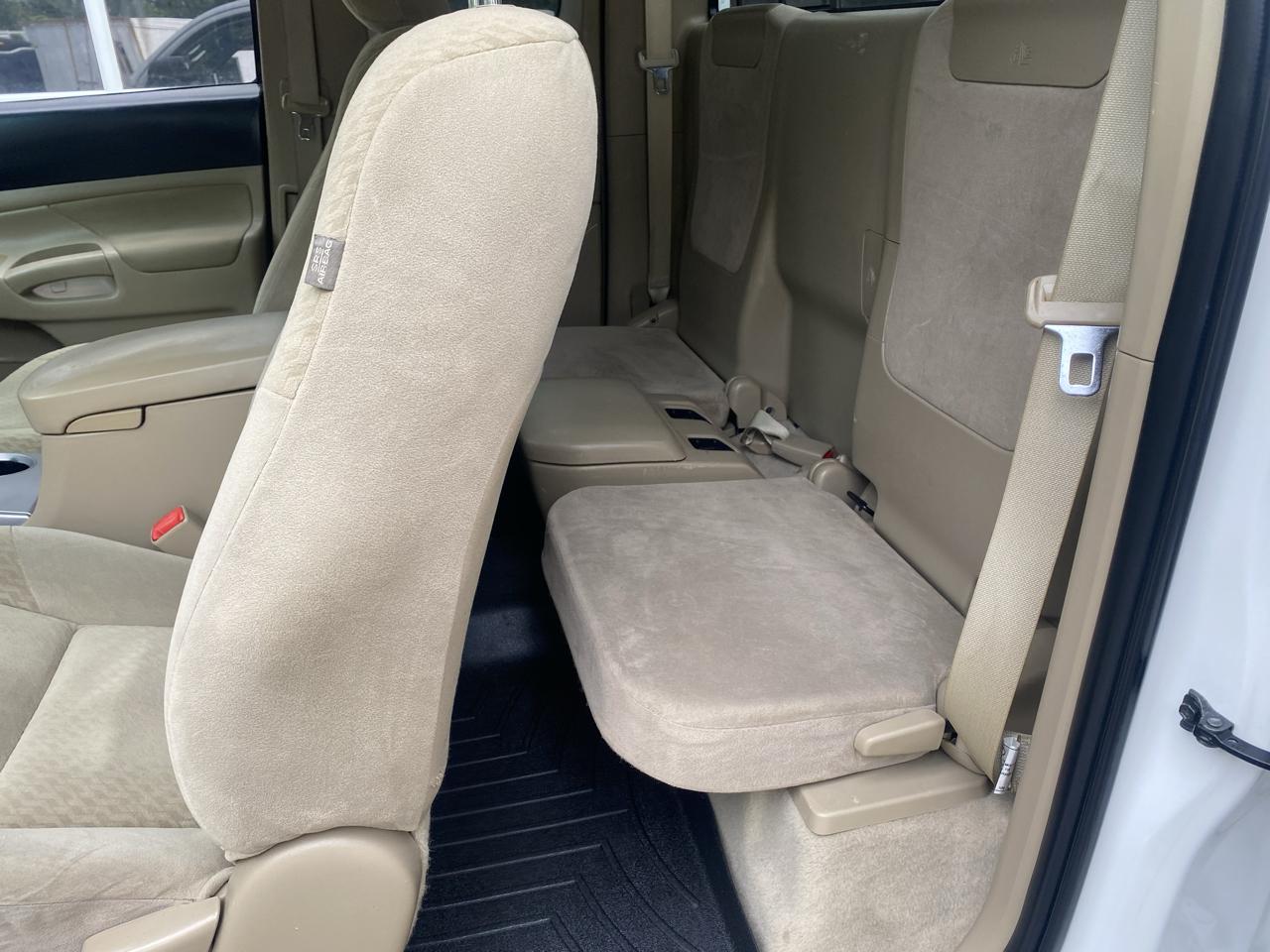 Toyota Tacoma Access Cab V6 4WD 2011