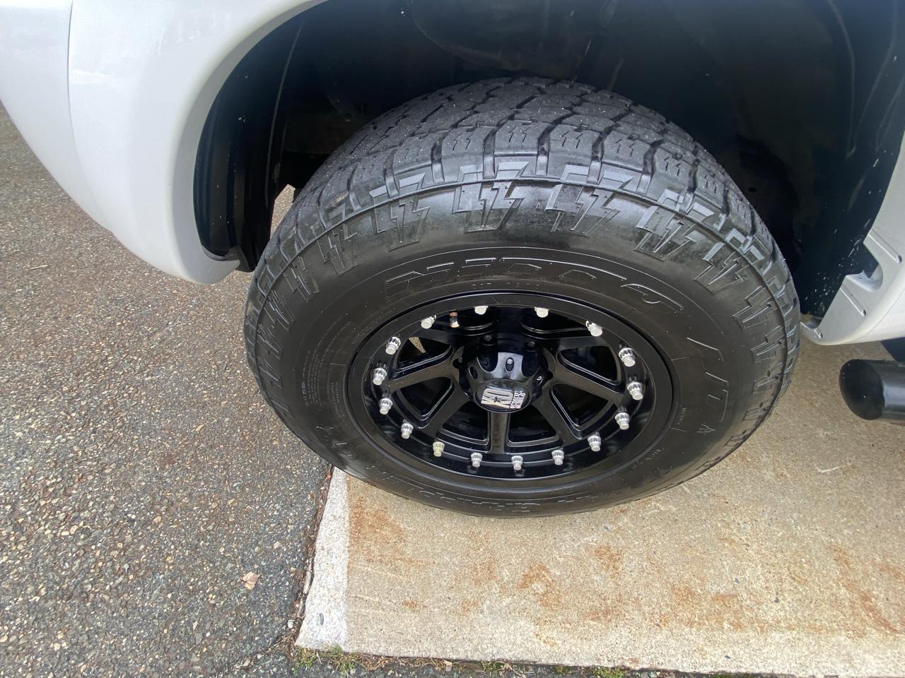 Toyota Tacoma Access Cab V6 4WD 2011