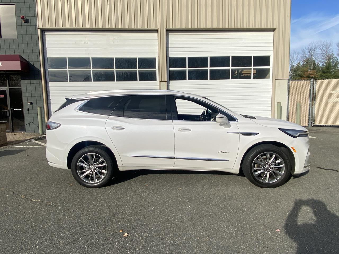Buick Enclave Avenir AWD 2023