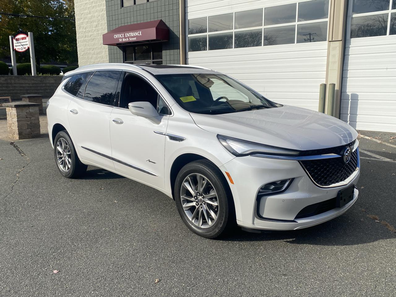 Buick Enclave Avenir AWD 2023