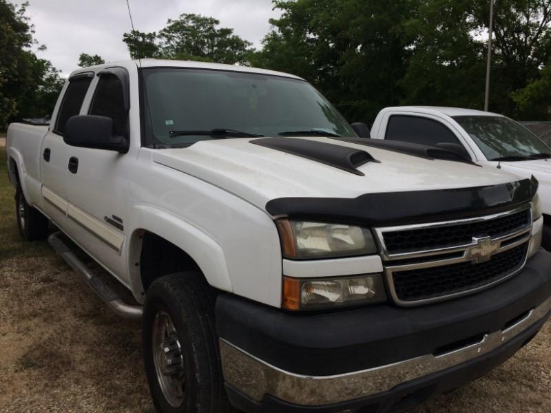 Chevrolet Silverado Classic 2500HD LS Crew Cab 2WD 2007