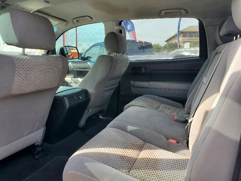 Toyota Tundra Tundra-Grade CrewMax 4.6L 2WD 2013