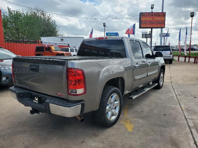 GMC Sierra 1500 SLE Crew Cab 2WD 2013