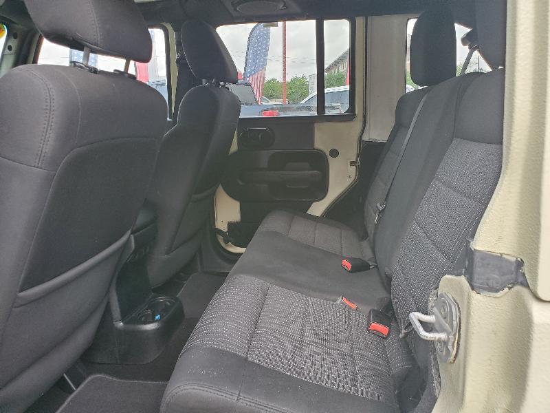 Jeep Wrangler Unlimited Sport 4WD 2012