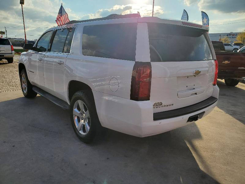 Chevrolet Suburban LT 2WD 2015