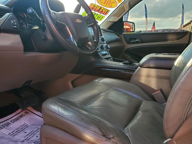 Chevrolet Suburban LT 2WD 2015