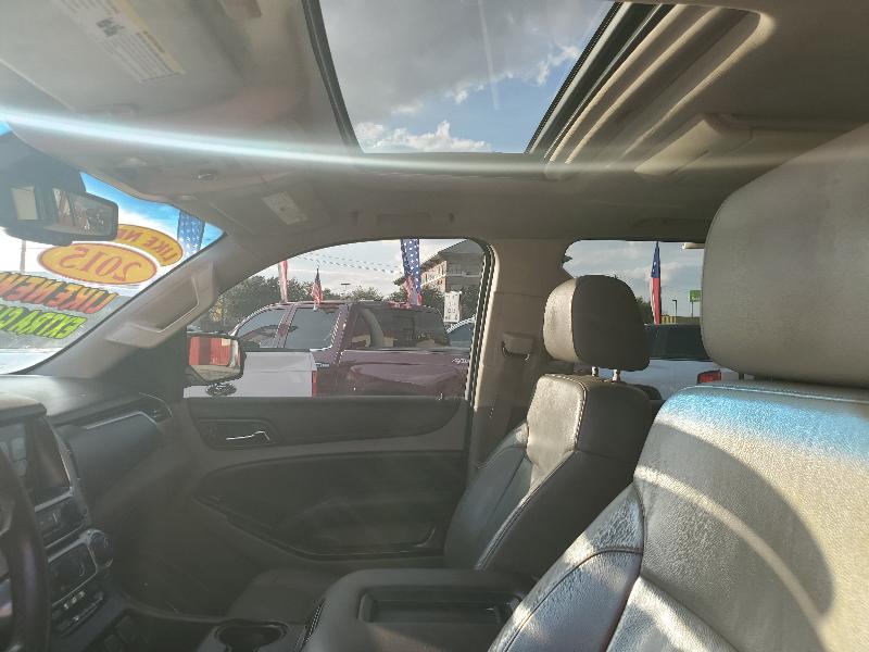 Chevrolet Suburban LT 2WD 2015