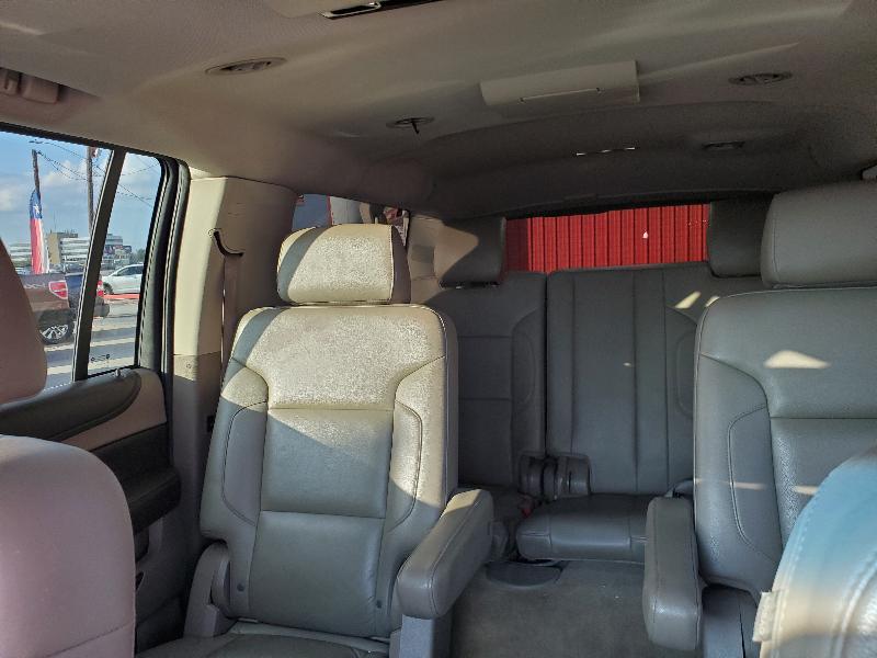 Chevrolet Suburban LT 2WD 2015