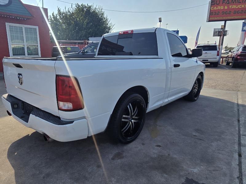 RAM 1500 ST SWB 2WD 2012