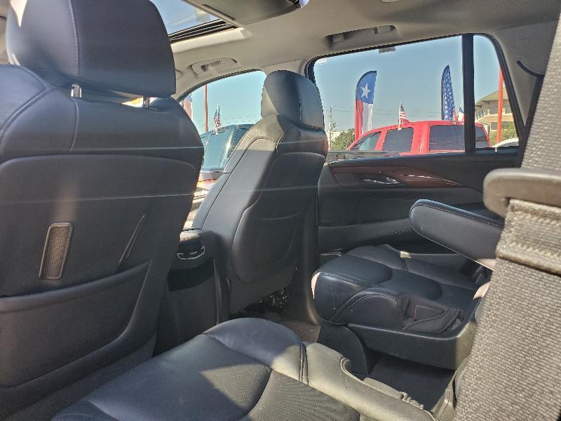 Cadillac Escalade Luxury 4WD 2018